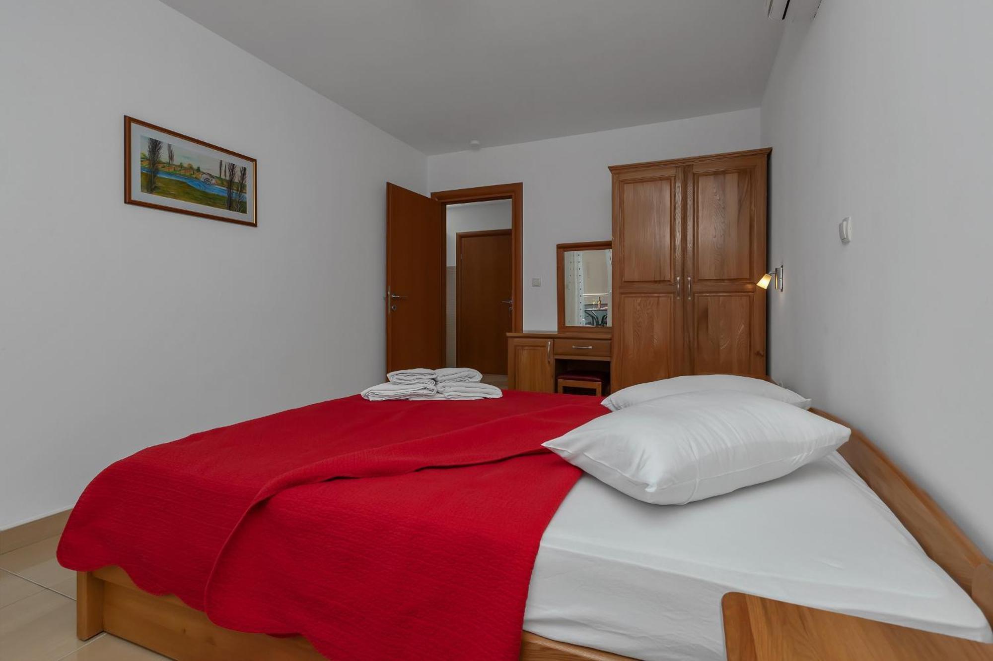 Villa Juric Baska Voda Room photo